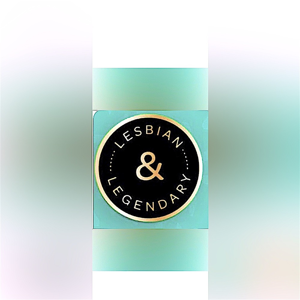 1 Round LGBTQ+ Lesbian Pride Lesbian & Legendary Pin
